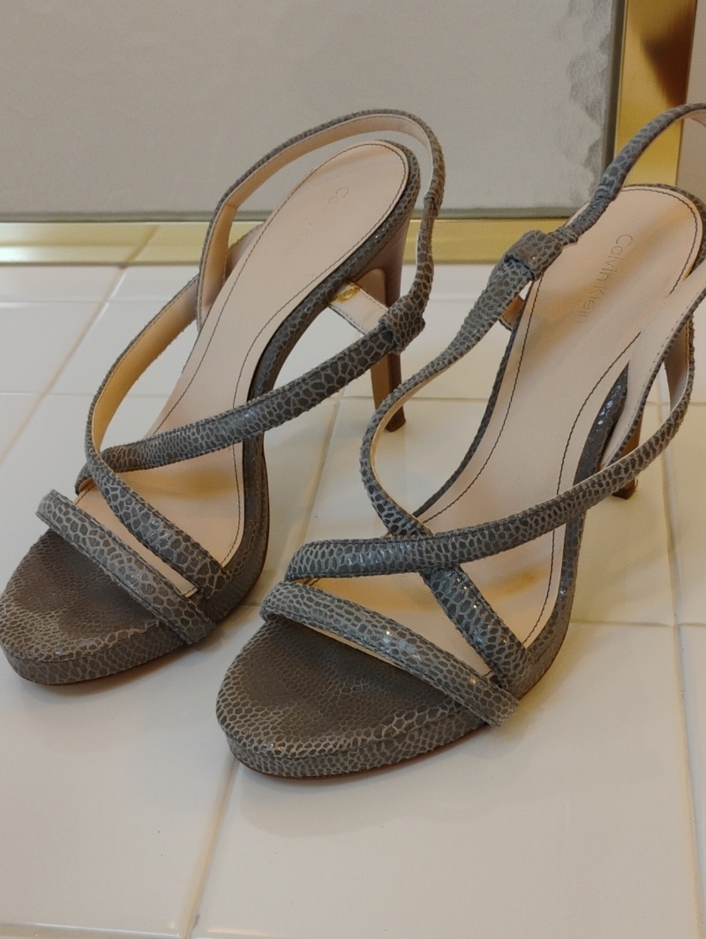 Calvin Klein sz 10 Sandals